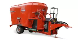 Ein Bild des PROFILE 16.2 CS, eines gezogenen Futtermischwagens mit zwei Vertikalschnecken der Firma KUHN