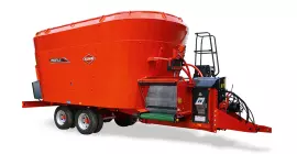 Ein Bild des PROFILE 28.2 CL, eines gezogenen Futtermischwagens mit zwei Vertikalschnecken der Firma KUHN