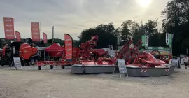 Ein Foto des KUHN-Standes auf der Rottalschau 2024