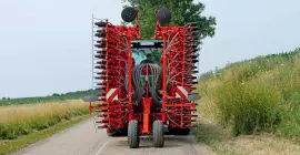 VENTA CSC 6000 pneumatische Säschiene für den Einsatz in Kombination mit der Kreiselegge HR 6004 und dem Fronttank TF