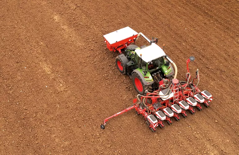 KUHNaktuell. Boden und Aussaat Einzelkorn