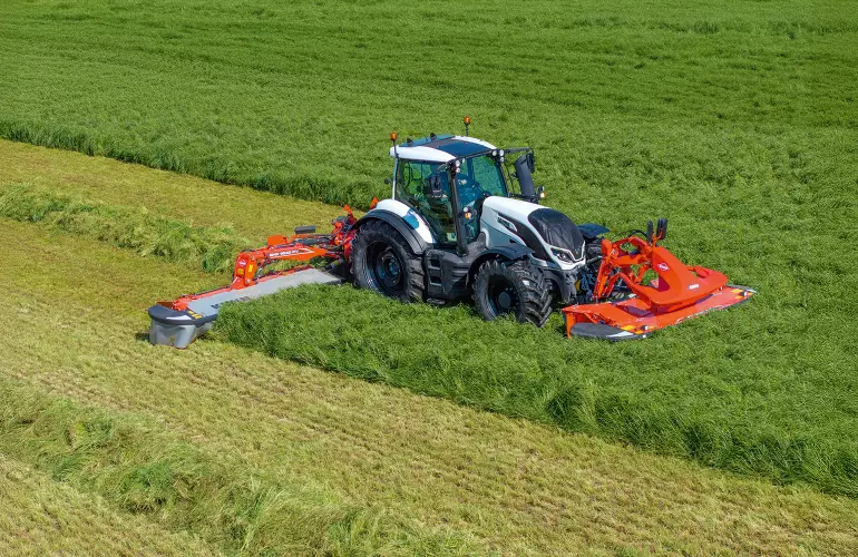 Ein Bild eines FC 3125 F mit dem GMD 9530 RV in Aktion.