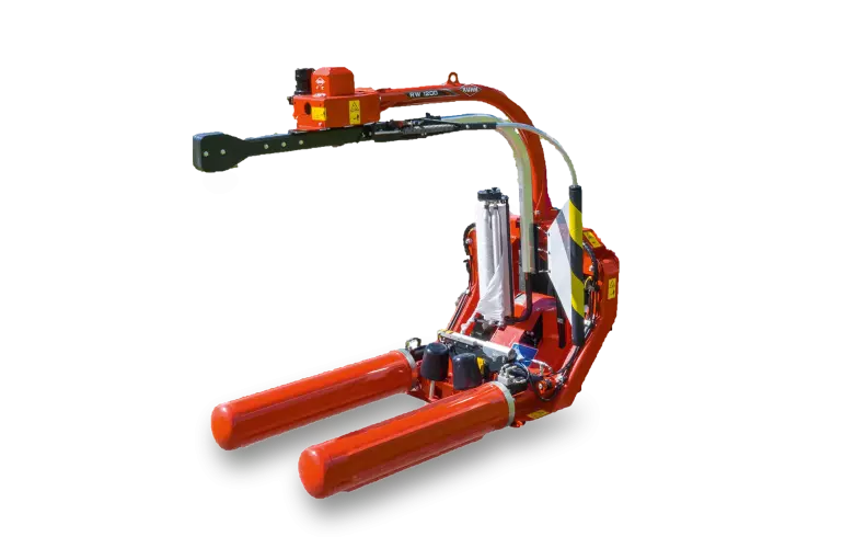 Ein Bild eines RC 1200 C, eines angebauten selbstladenden Ballenwicklers von KUHN.