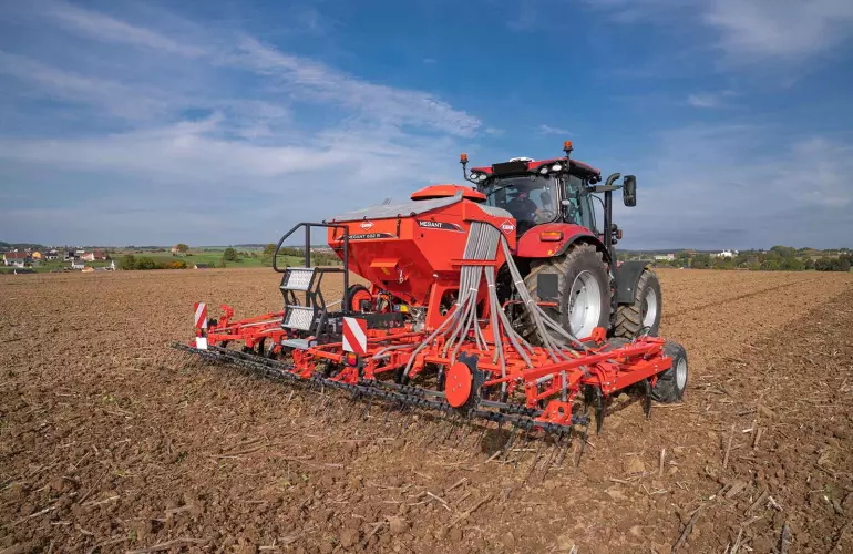 MEGANT 602 R Zinkensämaschine im Einsatz