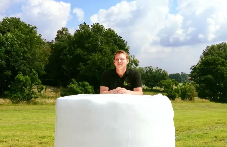 Testimonial Malte Benger VBP3195 mit Folienbindung