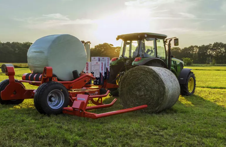 KUHNaktuell. Grünland Titelbild Wickler