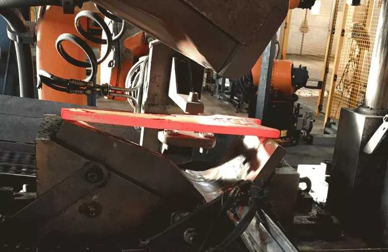KUHN harrow Fast-Fit blades being forged