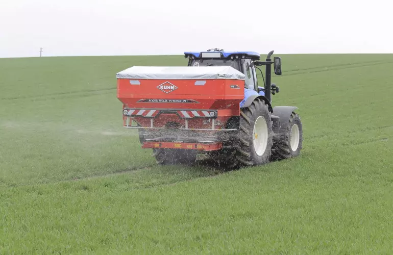 AXIS 50.2 H-EMC-W ISOBUS in Aktion