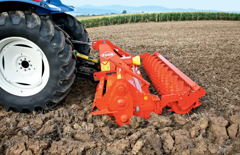 EL 122 Rotorfräse bei der Arbeit