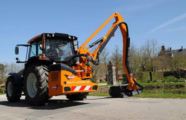 KUHN-Böschungsmäher MULTI-LONGER GII 5057 P – leistungsstark mit geradem Ausleger