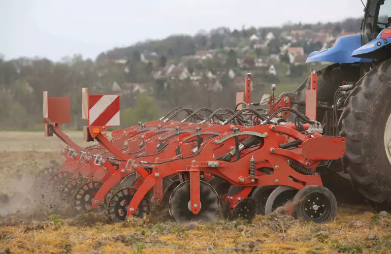 Hohen Komfort und präzise Arbeit garantiert die werkzeuglose Einstellung des STRIGER 1+G39:G4000.