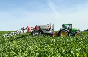 KUHNaktuell. Pflanzenschutztechnik 2024 Traub DELTIS Einspülschleuse