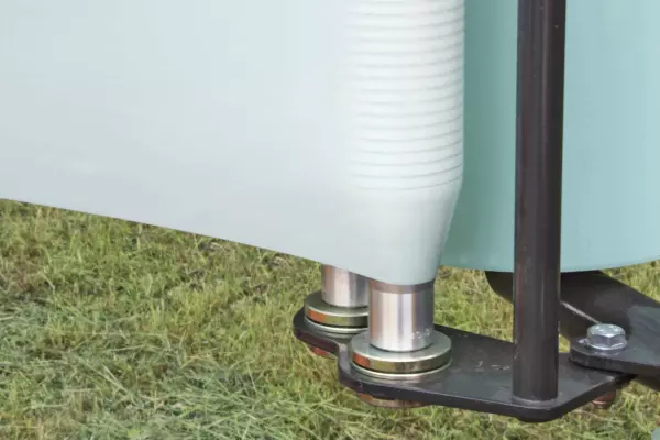 Die Aluminium-Walzen laufen am äußeren Ende konisch zu, um die optimale Folienbreite einzuhalten.