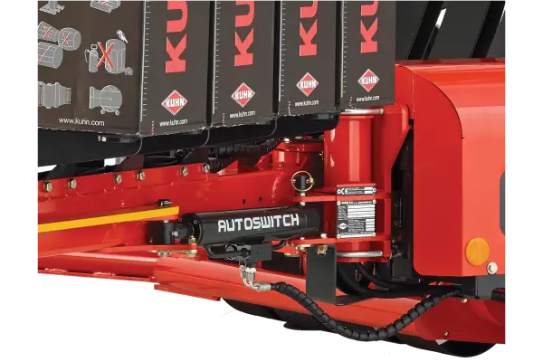 Mit nur einem Knopfdruck wird die Maschine ein- und ausgeklappt.