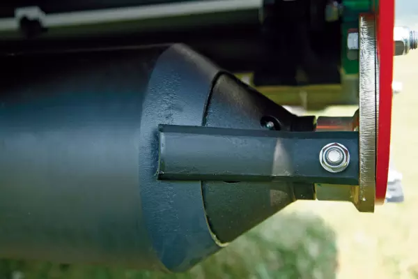 Höhenregulierung dank Stützwalze mit abnehmbaren Lagerungen