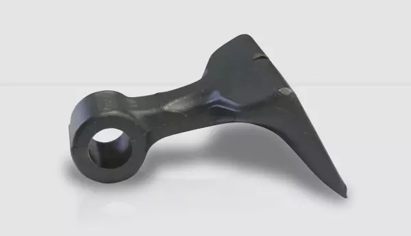 Die Hammerschlägel der Mulchgeräte BV und BVR 100 sind so konzipiert, dass sie bei einem Zusammenstoß mit einem Hindernis nicht gegen den Rotor stoßen können.