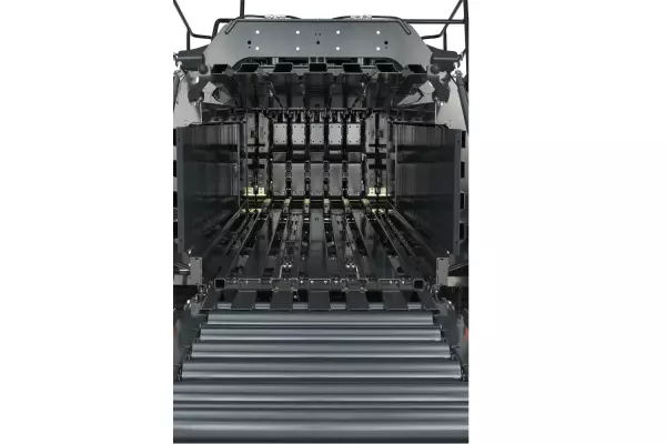 Die 3,75 m lange Presskammer der SB 1290 iD bietet die ausreichende Länge für den perfekten Ballen.