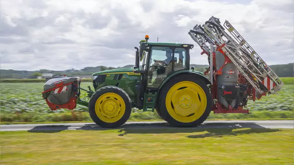 Foto der Kombination aus DELTIS 2 und PF beim Transport