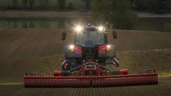 Diese Kreiseleggen bestehen aus zwei Hälften und können in Starr- oder Schwimmstellung eingesetzt werden