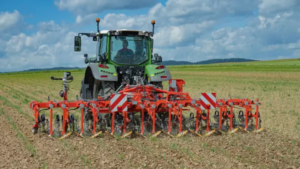 Foto der Fingerhacken der ROWLINER-Reihenhacke