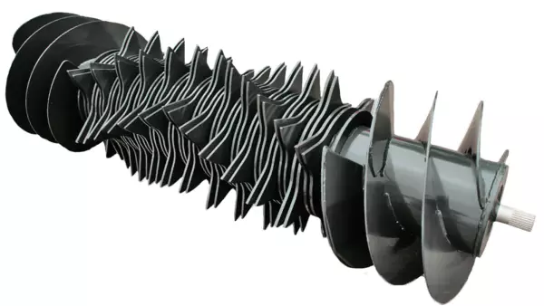 Der OMNICUT-Rotor mit 23 Messern (OC 23) schneidet das Pressgut auf 45 mm Länge.