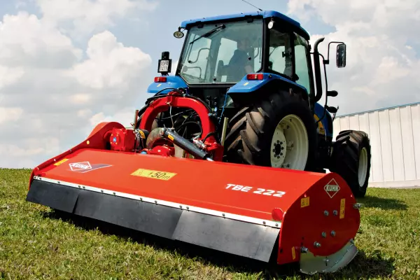 Eine robuste und langlebige Maschine für alle Ihre Häckselarbeiten