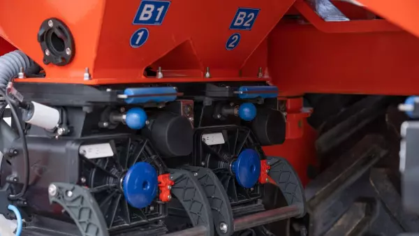 Dosificador de la tolva frontal TF 1512