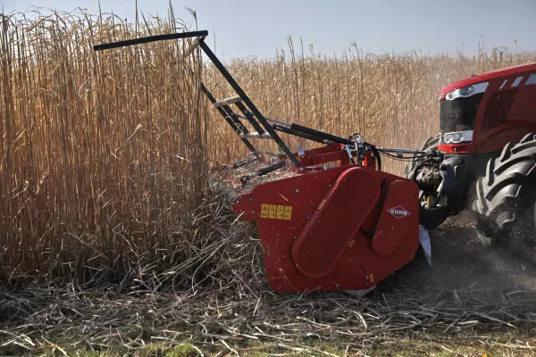 Bessere Aufnahme aller Typen und Mengen von Pflanzen mit dem Mulchgerät WS 320 BIO