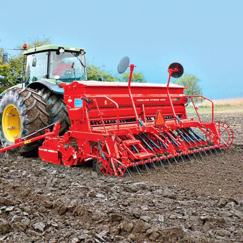 Die Vorauflaufmarkierer an der mechanischen Aufbaudrillmaschine COMBILINER INTEGRA 4003