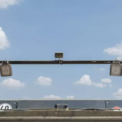 Flexible Arbeitsscheinwerfer für beste Sicht bei Dunkelheit.