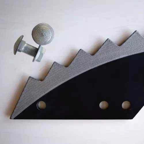 Messer und Messerbefestigungsschrauben mit DURAKUHN-Karbidbeschichtung für längere Lebensdauer