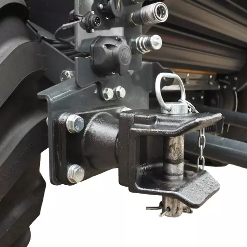 L’attelage monté en usine et homologué UE.