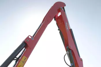 Starke Rahmenstruktur der Böschungsmäher AGRI-LONGER GII mit mechanischer Anfahrsicherung