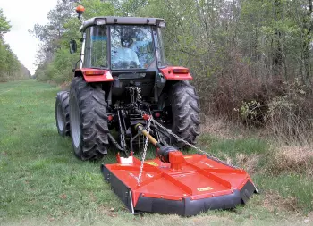 Auf Langlebigkeit ausgelegt: Die einteilige Haube der Sichel-Mulcher