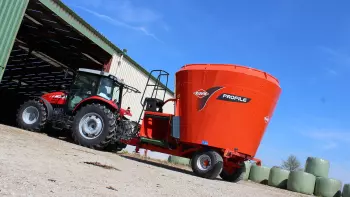 KUHN-Futtermischwagen PROFILE mit der geringsten Bauhöhe marktweit!