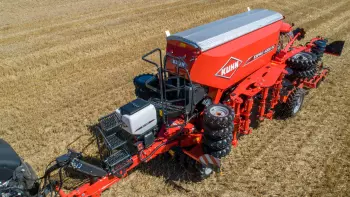 Zusätzliche Möglichkeiten der Aussaat mit einem Zusatzbehälter SH 1120