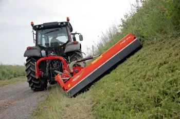 Mulchgerät TBE 22 bei der Arbeit