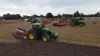Ein Bild von der KUHN ON TOUR 2023 mit Maschinen auf dem Feld