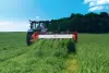 Scheiben-Mähknickzetter FC 3161 TLD bei der Arbeit auf einer Wiese